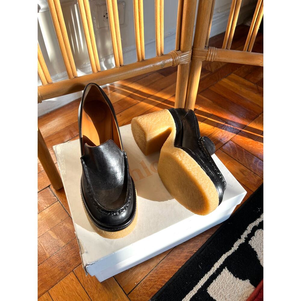 Chloé Jamie Scalloped Leather Platform Loafers